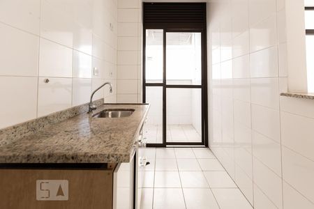 Cozinha de apartamento para alugar com 1 quarto, 42m² em Consolação, São Paulo