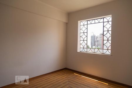 Apartamento para alugar com 90m², 3 quartos e sem vagaQuarto 2