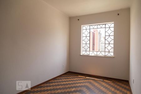 Apartamento para alugar com 90m², 3 quartos e sem vagaSala