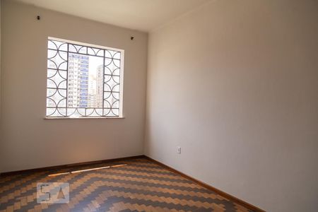 Apartamento para alugar com 90m², 3 quartos e sem vagaSala