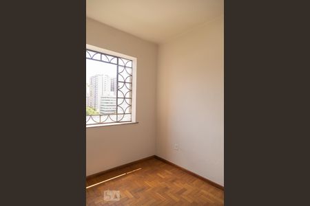 Apartamento para alugar com 90m², 3 quartos e sem vagaQuarto 3