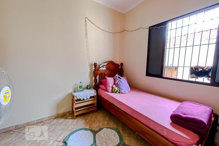 Casa à venda com 152m², 4 quartos e 4 vagasQuarto 04 suite