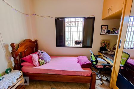 Casa à venda com 152m², 4 quartos e 4 vagasQuarto 04 suite