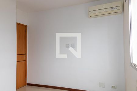 Apartamento à venda com 147m², 3 quartos e 3 vagas Apartamento à venda com 147m², 3 quartos e 3 vagasQuarto 2