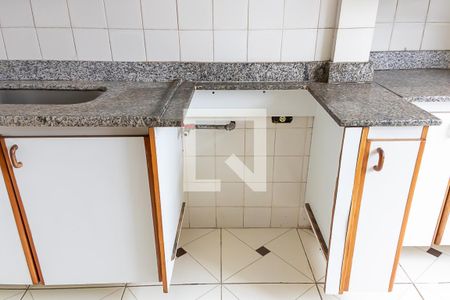 Apartamento à venda com 147m², 3 quartos e 3 vagas Apartamento à venda com 147m², 3 quartos e 3 vagasCozinha