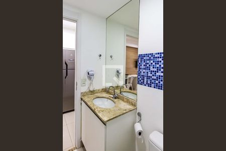 Studio à venda com 26m², 1 quarto e sem vaga Studio à venda com 26m², 1 quarto e sem vagaBanheiro