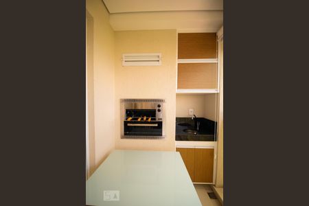 Apartamento para alugar com 92m², 3 quartos e 2 vagasSacada com Churrasqueira
