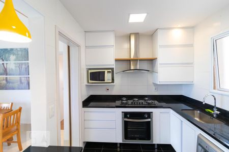 Apartamento para alugar com 92m², 3 quartos e 2 vagasCozinha