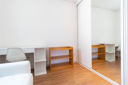 Apartamento para alugar com 92m², 3 quartos e 2 vagasQuarto 02
