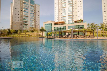 Apartamento para alugar com 92m², 3 quartos e 2 vagasÁrea comum - Piscina