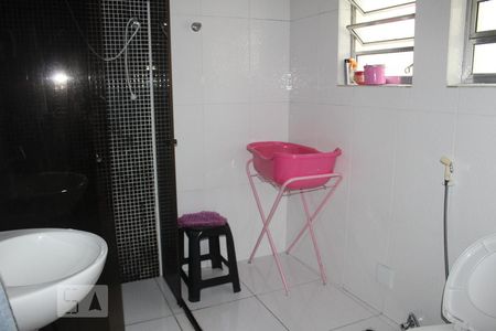 BANHEIRO QUARTO 1 de casa à venda com 3 quartos, 150m² em Vila Salete, São Paulo