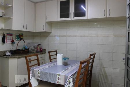 Casa à venda com 150m², 3 quartos e 3 vagasCOZINHA
