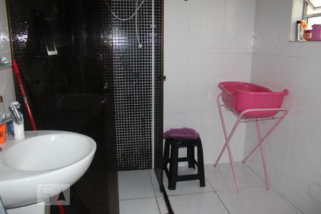BANHEIRO QUARTO 1 de casa à venda com 3 quartos, 150m² em Vila Salete, São Paulo