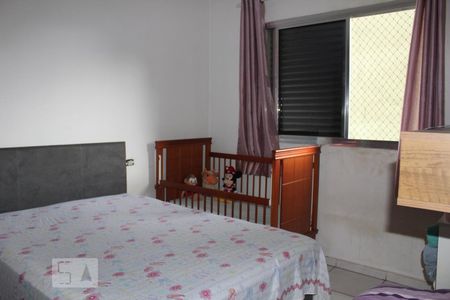 QUARTO 1 de casa à venda com 3 quartos, 150m² em Vila Salete, São Paulo