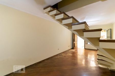 Sala de casa à venda com 2 quartos, 120m² em Parque Fongaro, São Paulo