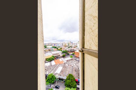 Sala - Vista de apartamento para alugar com 1 quarto, 75m² em Lourdes, Belo Horizonte