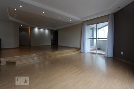 Apartamento à venda com 230m², 4 quartos e 2 vagasSala