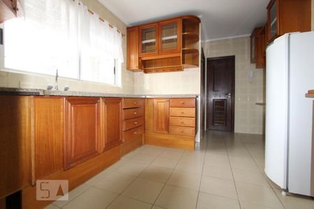 Apartamento à venda com 230m², 4 quartos e 2 vagasCozinha