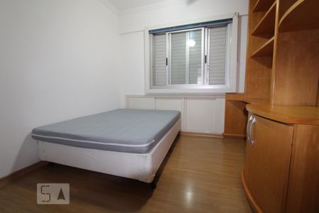 Apartamento à venda com 230m², 4 quartos e 2 vagasQuarto 2