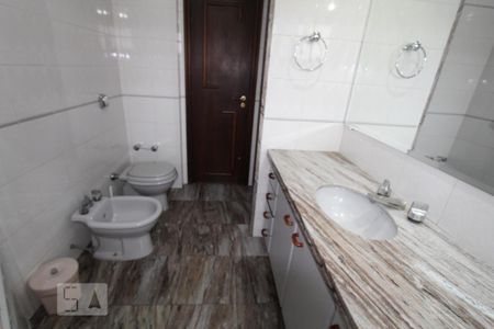 Apartamento à venda com 230m², 4 quartos e 2 vagasBanheiro