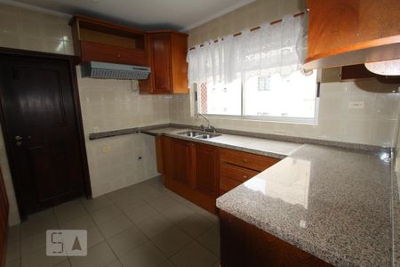 Apartamento à venda com 230m², 4 quartos e 2 vagasCozinha