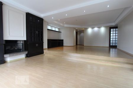 Apartamento à venda com 230m², 4 quartos e 2 vagasSala