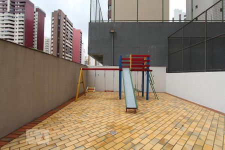 Apartamento à venda com 230m², 4 quartos e 2 vagasParquinho