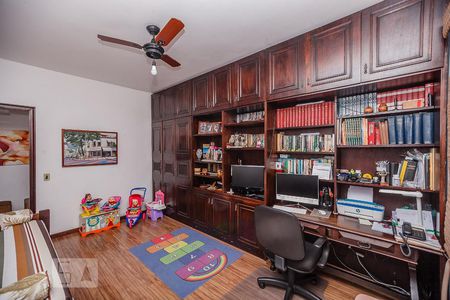 Apartamento à venda com 140m², 3 quartos e 2 vagasQuarto 1