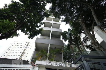 Apartamento à venda com 73m², 1 quarto e 1 vagaFachada
