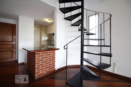Acesso a Parte Superior de apartamento à venda com 1 quarto, 73m² em Vila Mariana, São Paulo
