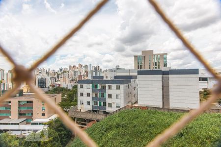 Apartamento à venda com 100m², 4 quartos e 2 vagasVista da Área de Serviço