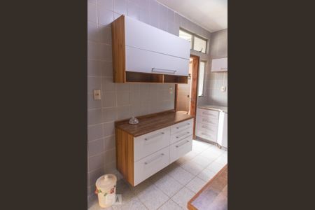 Apartamento à venda com 100m², 4 quartos e 2 vagasCozinha