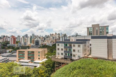 Apartamento à venda com 100m², 4 quartos e 2 vagasVista do Quarto de Serviço