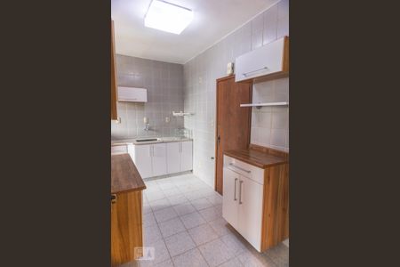 Apartamento à venda com 100m², 4 quartos e 2 vagasCozinha