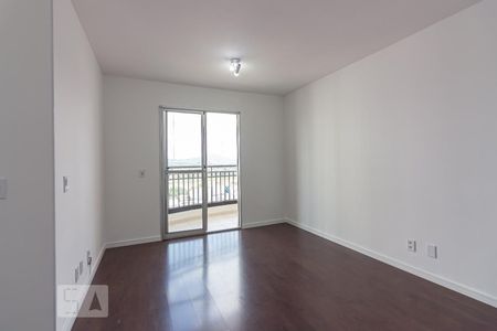 Sala de apartamento à venda com 3 quartos, 60m² em Km 18, Osasco