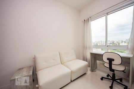 Sala de kitnet/studio para alugar com 1 quarto, 37m² em Três Figueiras, Porto Alegre