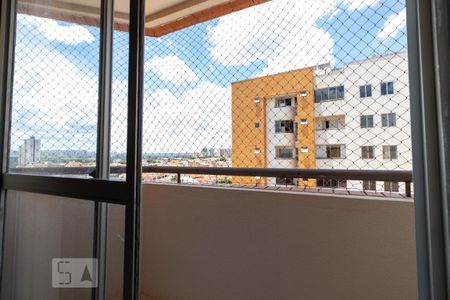 Varanda da sala de apartamento à venda com 3 quartos, 70m² em Guará Ii, Brasília