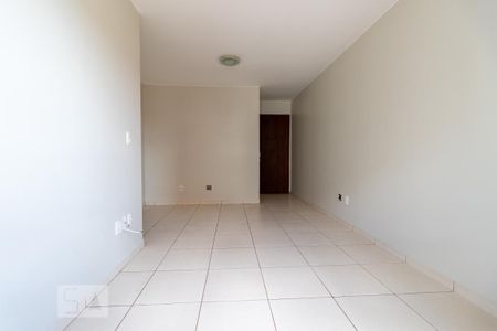 Sala de apartamento à venda com 3 quartos, 70m² em Guará Ii, Brasília