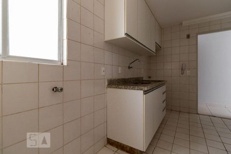 Cozinha de apartamento à venda com 3 quartos, 70m² em Guará Ii, Brasília