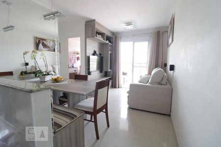 Detalhe Sala de apartamento para alugar com 2 quartos, 50m² em Vila Antonieta, São Paulo