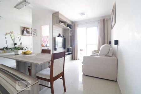 Detalhe Sala de apartamento para alugar com 2 quartos, 50m² em Vila Antonieta, São Paulo