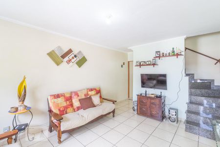 Sala de casa para alugar com 3 quartos, 170m² em Vila Nova Cachoeirinha, São Paulo