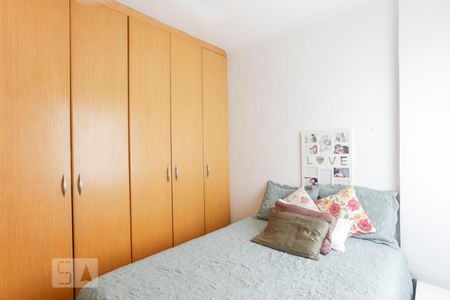 Apartamento à venda com 69m², 3 quartos e 2 vagasQuarto 02