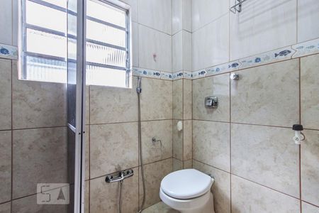 Banheiro de apartamento à venda com 1 quarto, 53m² em Partenon, Porto Alegre