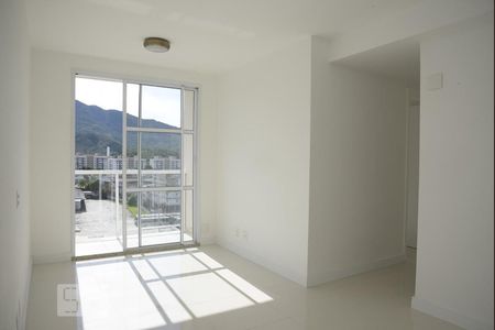 Sala de apartamento para alugar com 2 quartos, 62m² em Anil, Rio de Janeiro