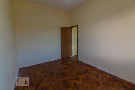 Apartamento à venda com 80m², 2 quartos e 2 vagasQuarto 2