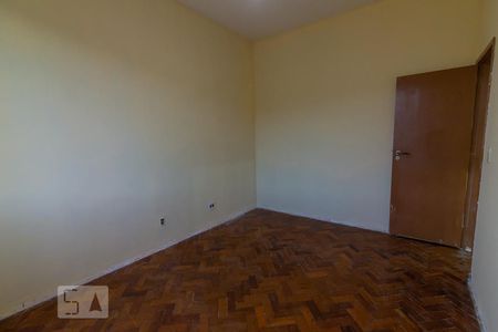 Apartamento à venda com 80m², 2 quartos e 2 vagasQuarto 2