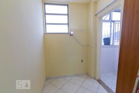 Apartamento à venda com 80m², 2 quartos e 2 vagasQuarto de Serviço