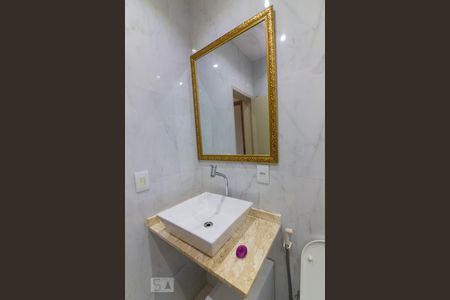 Apartamento à venda com 80m², 2 quartos e 2 vagasBanheiro