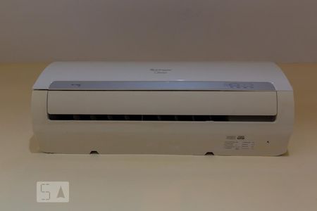 Apartamento à venda com 80m², 2 quartos e 2 vagasAr condicionado